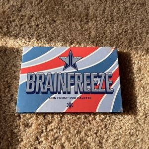 Jeffree star highlighter palette